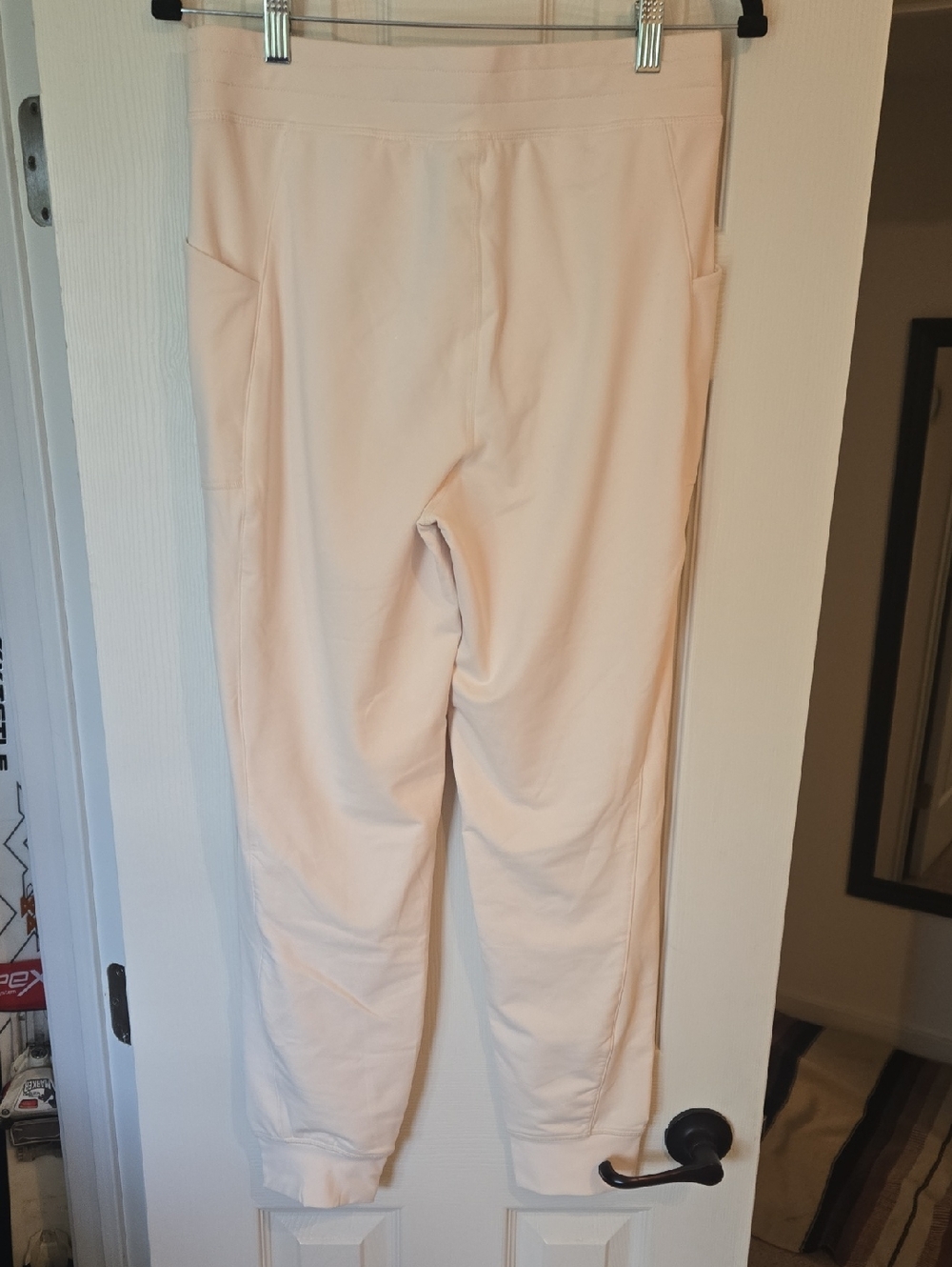 Fabletics joggers - Picture 2 of 4